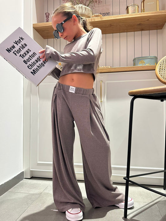 חליפה אוברסייז שילדות אוהבות - Anne Kids Fashion