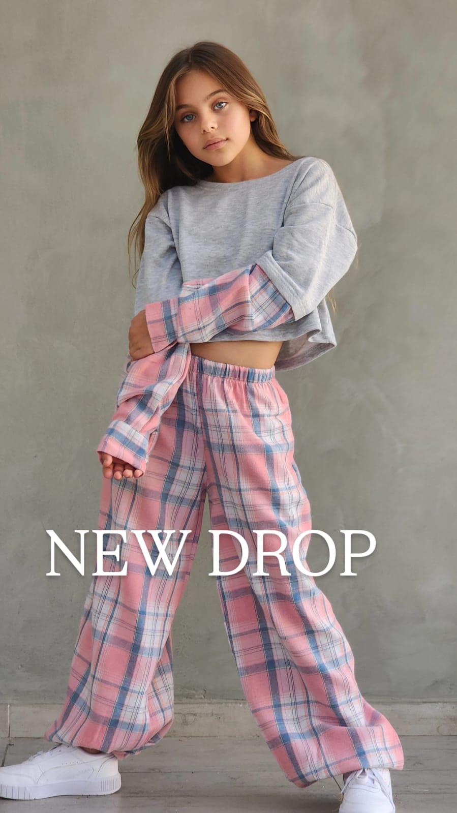 חליפה היסטרית - Anne Kids Fashion