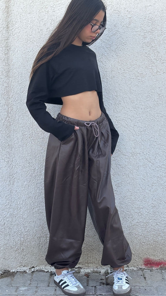 מכנס דמוי עור